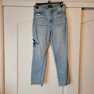 G by Giuliana Embroidered Bird Jeans Light Wash Raw Hem Size 4 Straight Teacher